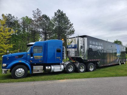 Barber Trucking transporting The Wall That Heals